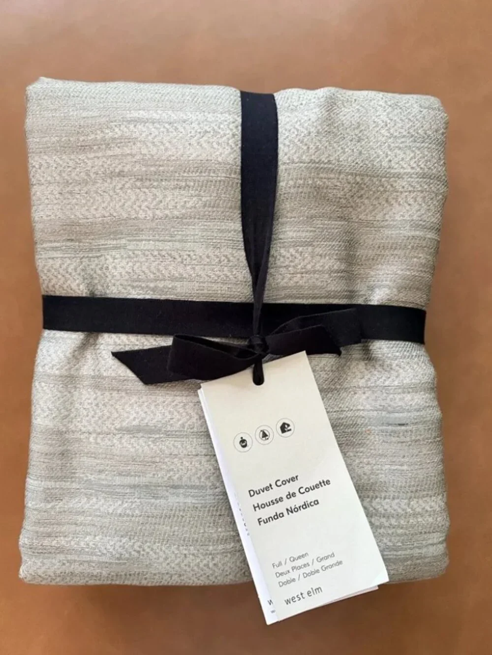 NWT West Elm Silky TENCEL Striated Duvet Cover - Full/Queen